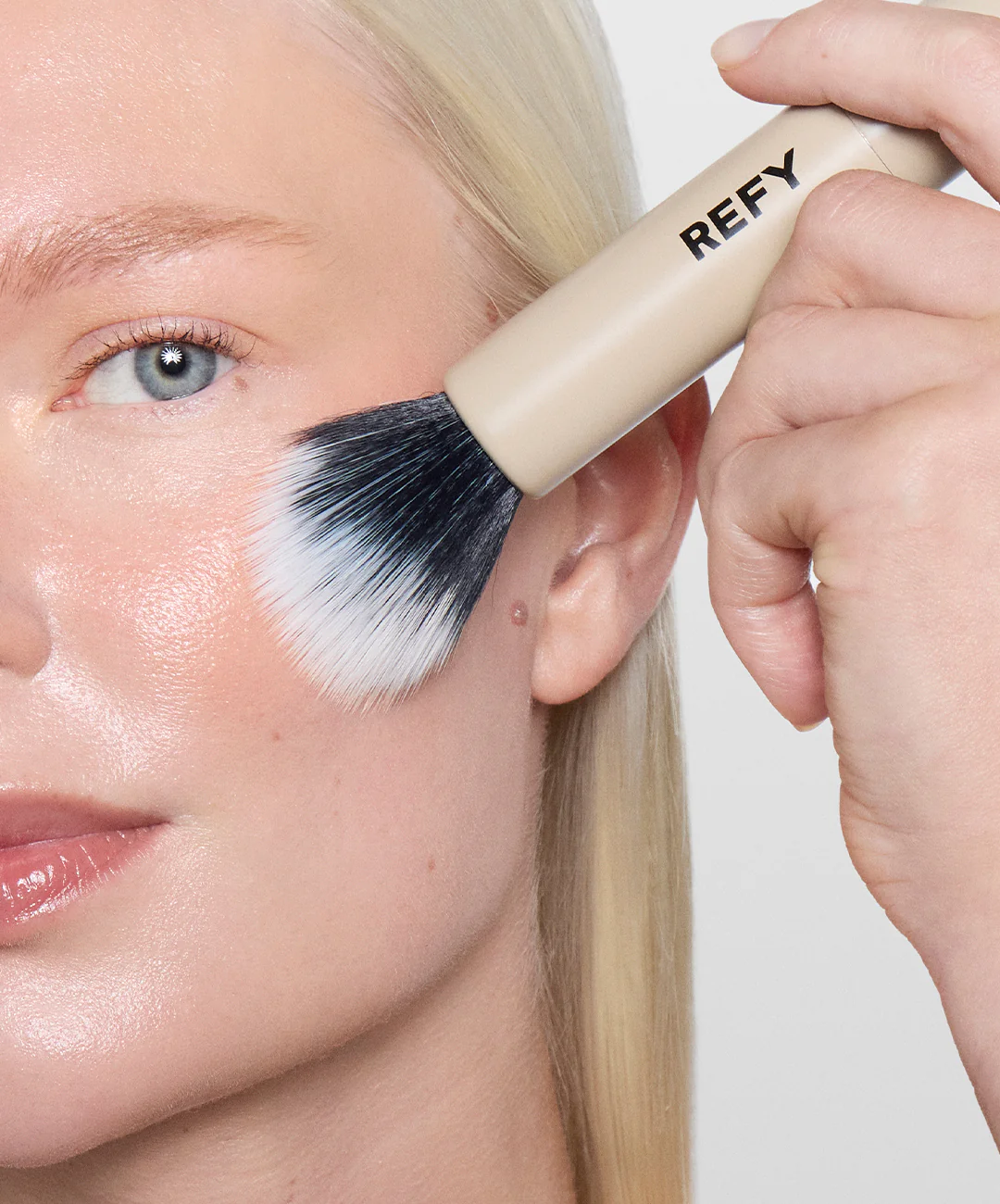 Face Set + Duo Brush - Image 4
